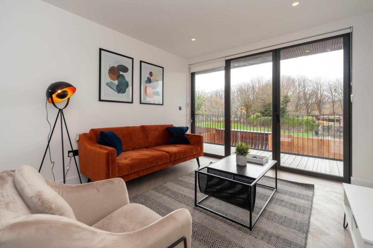Modern 2 Bedroom Apartment In Wimbledon Лондон Екстер'єр фото