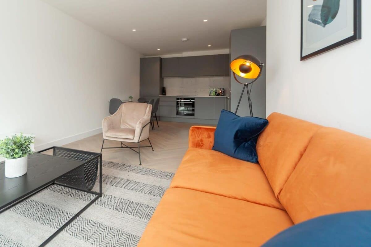 Modern 2 Bedroom Apartment In Wimbledon Лондон Екстер'єр фото