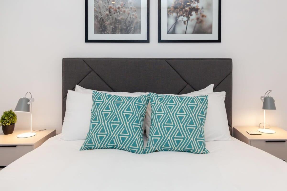 Modern 2 Bedroom Apartment In Wimbledon Лондон Екстер'єр фото